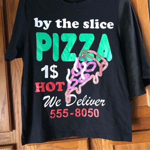 NWT Filles A Papa Pizza Graphic Tee with Satin Sleeve - 0 - Picture 5 of 16